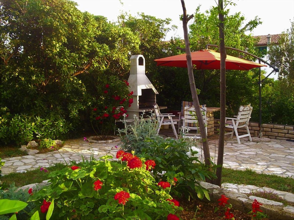 Apartmani Milena Barbat na Rabu Exterior foto